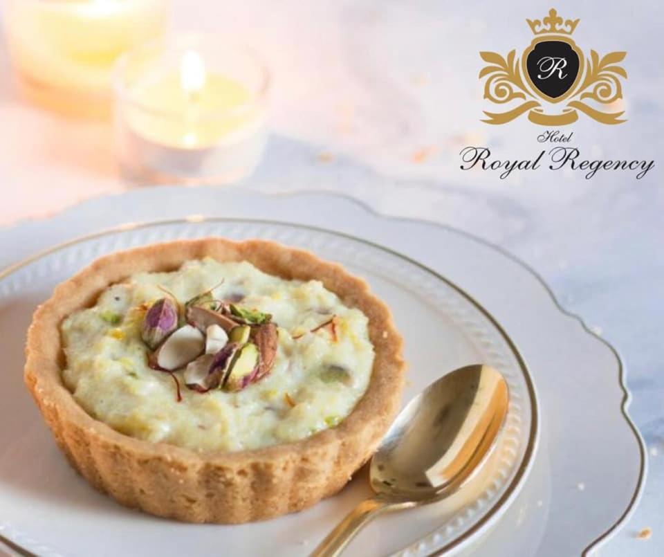Hotel Royal Regency Bori  Eksteriør billede